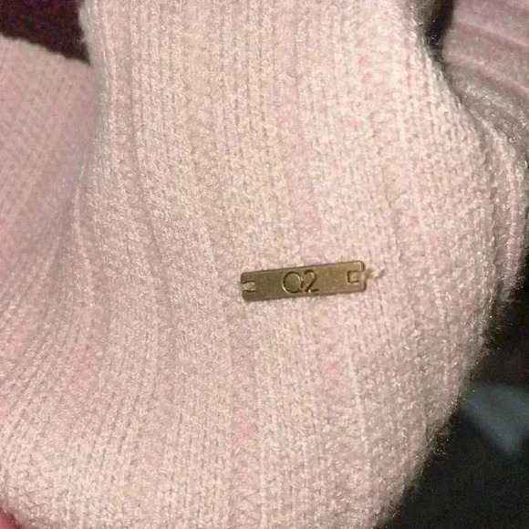 O2 Collection Maroon High Neck Knitted Sweater With Pink Cuffs - Picture 3 of 4